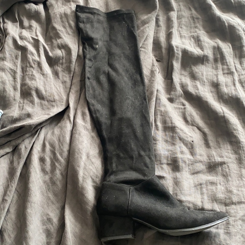 Steve Madden knee high boots size 7